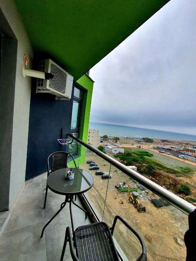 Alezzi Majestic Apartments 115 Năvodari Екстериор снимка