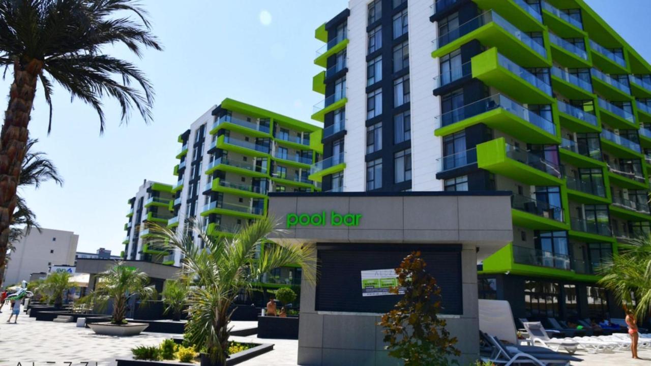 Alezzi Majestic Apartments 115 Năvodari Екстериор снимка