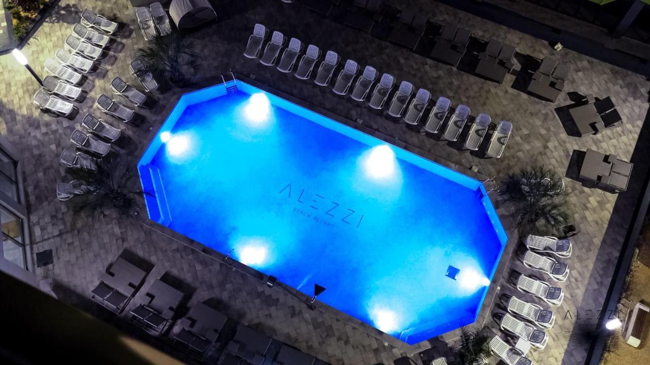 Alezzi Majestic Apartments 115 Năvodari Екстериор снимка